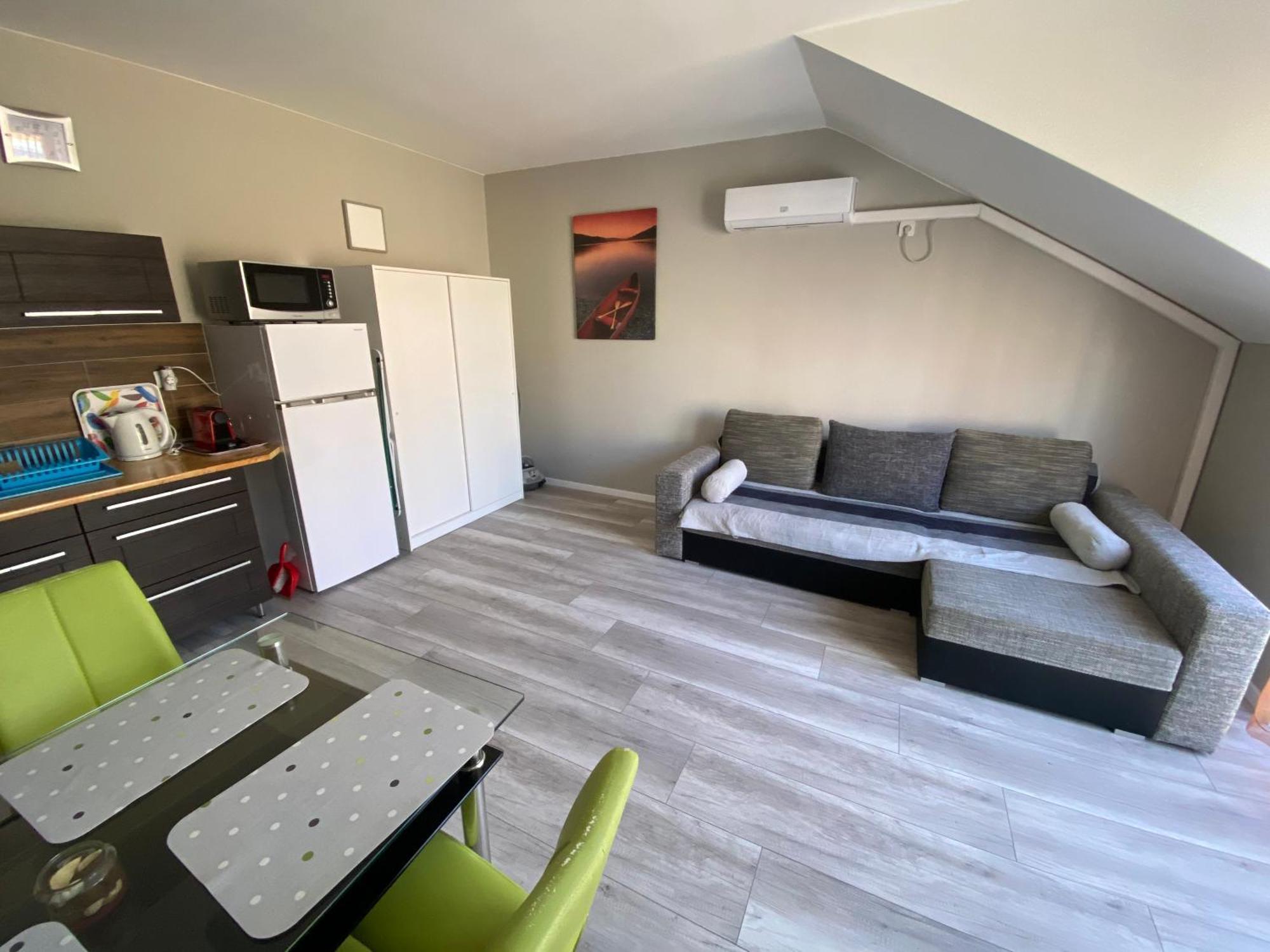 Dorina Wellness Apartment Siofok Ngoại thất bức ảnh