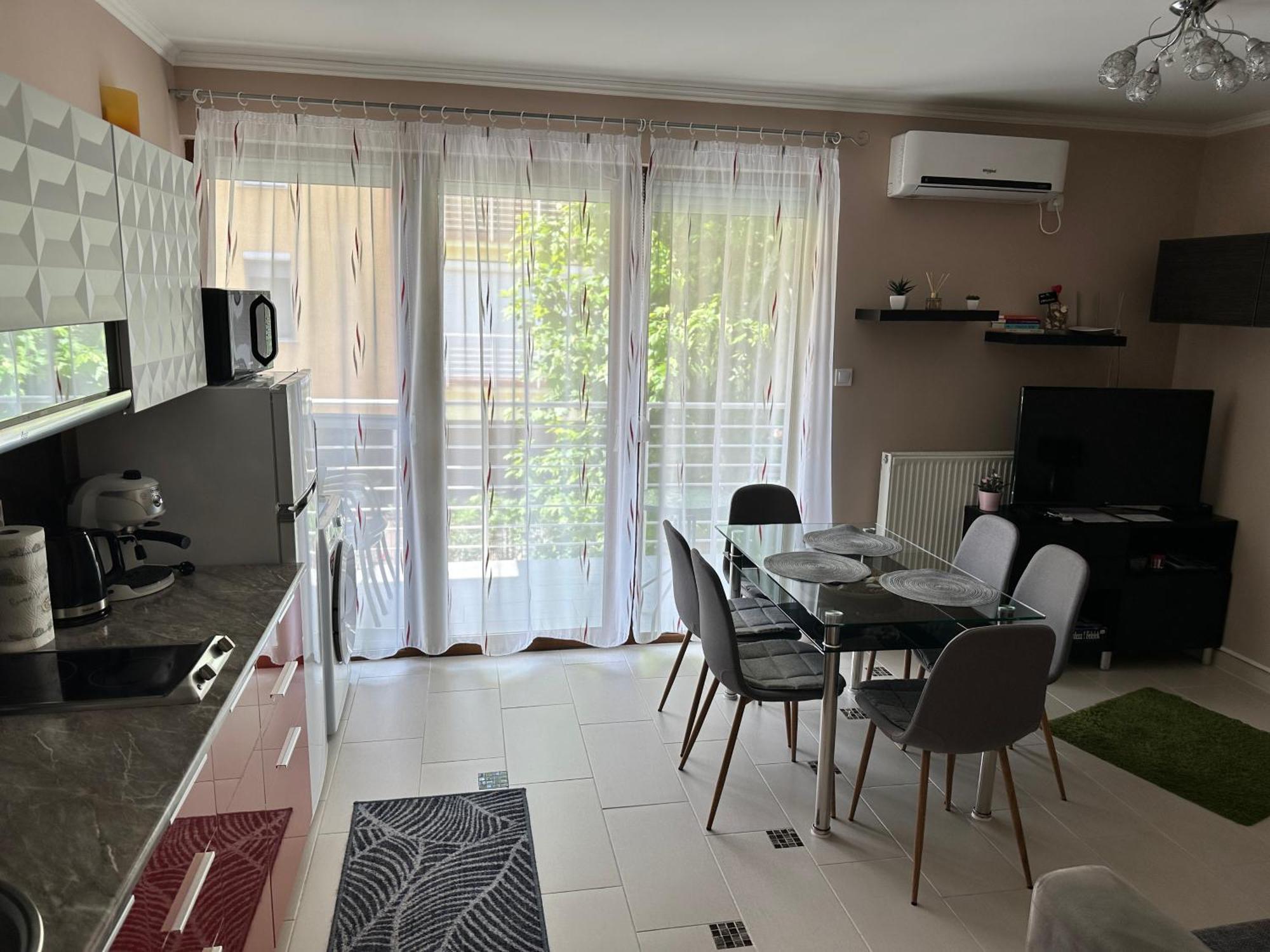Dorina Wellness Apartment Siofok Ngoại thất bức ảnh
